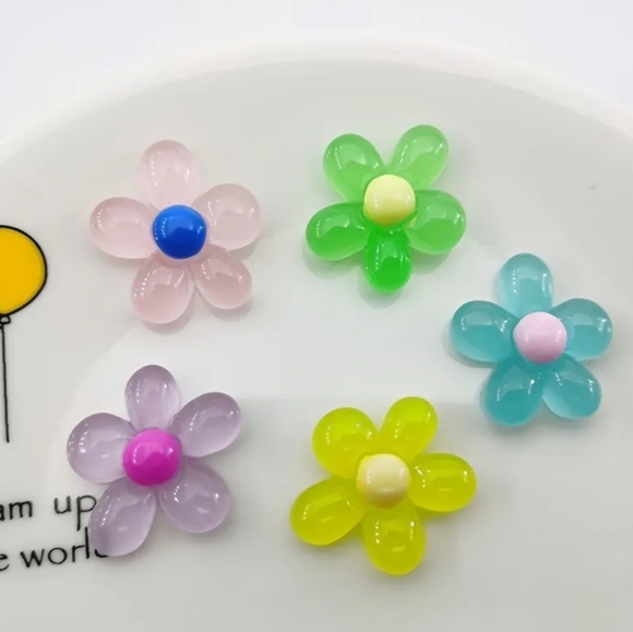 12 Pcs Reusable Glow in the Dark Shoe Charms, Absorbing Light Stars and Flowers - Picture 4 of 8